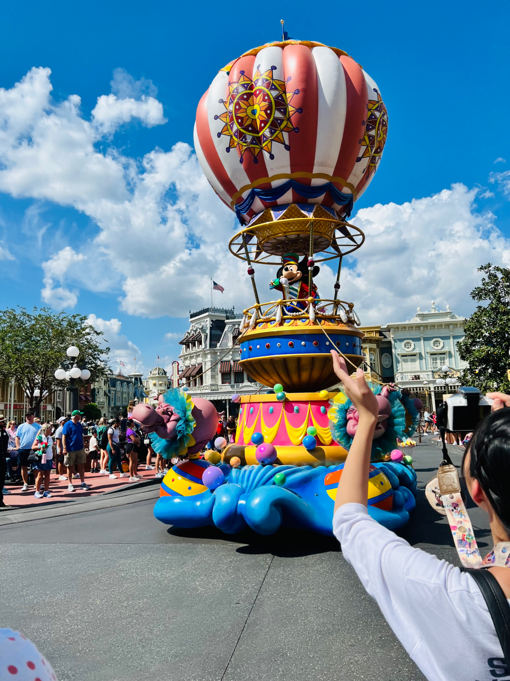 Leader Member Exchange Theory …The Disney Way | HAA Disney: Let’s&nbsp;Lead