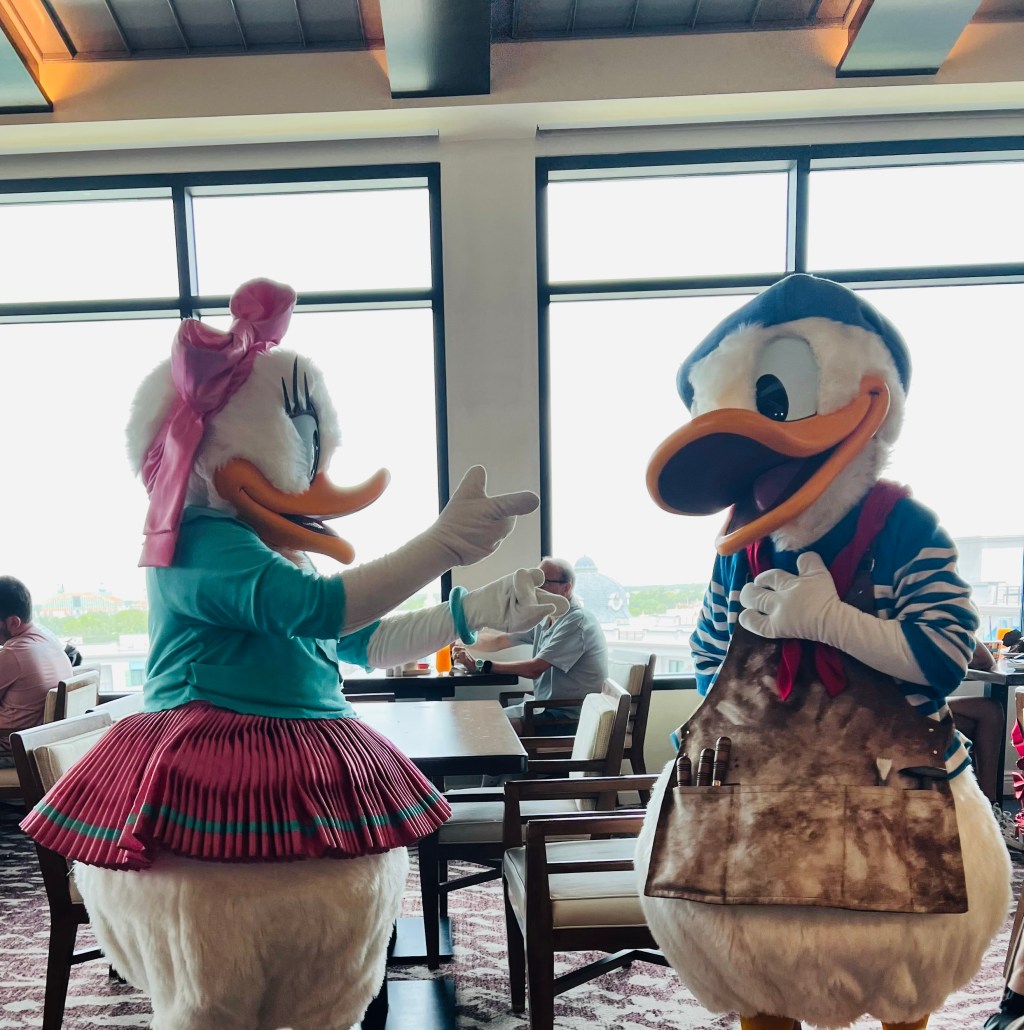 Best Live Entertainment at Walt Disney World – HAA Disney: Top&nbsp;10