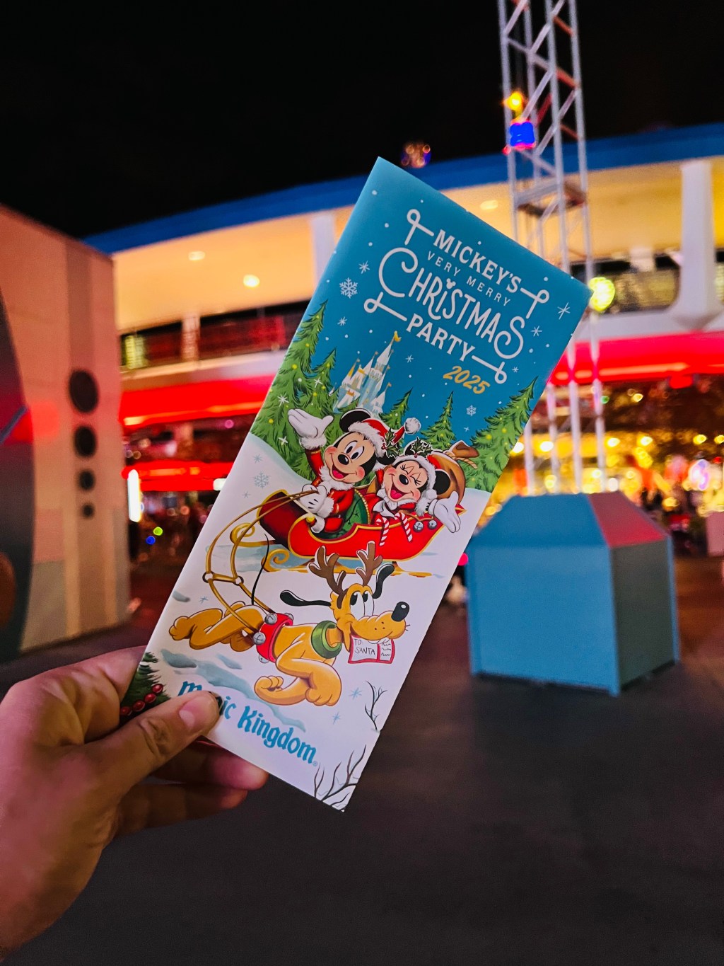 Mickey’s Very Merry Christmas Party 2025… A Bust or The BEST? | HAA Disney: Give Me A&nbsp;Review
